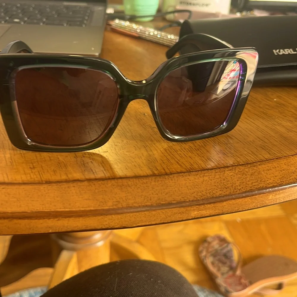 Karl Lagerfeld Oversized Square Sunglasses in Dark Green with Gradient Lenses - Picture 2 of 6